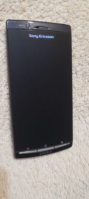 Мобильный телефон Sony Ericsson Xperia arc S LT18i Gloss Black