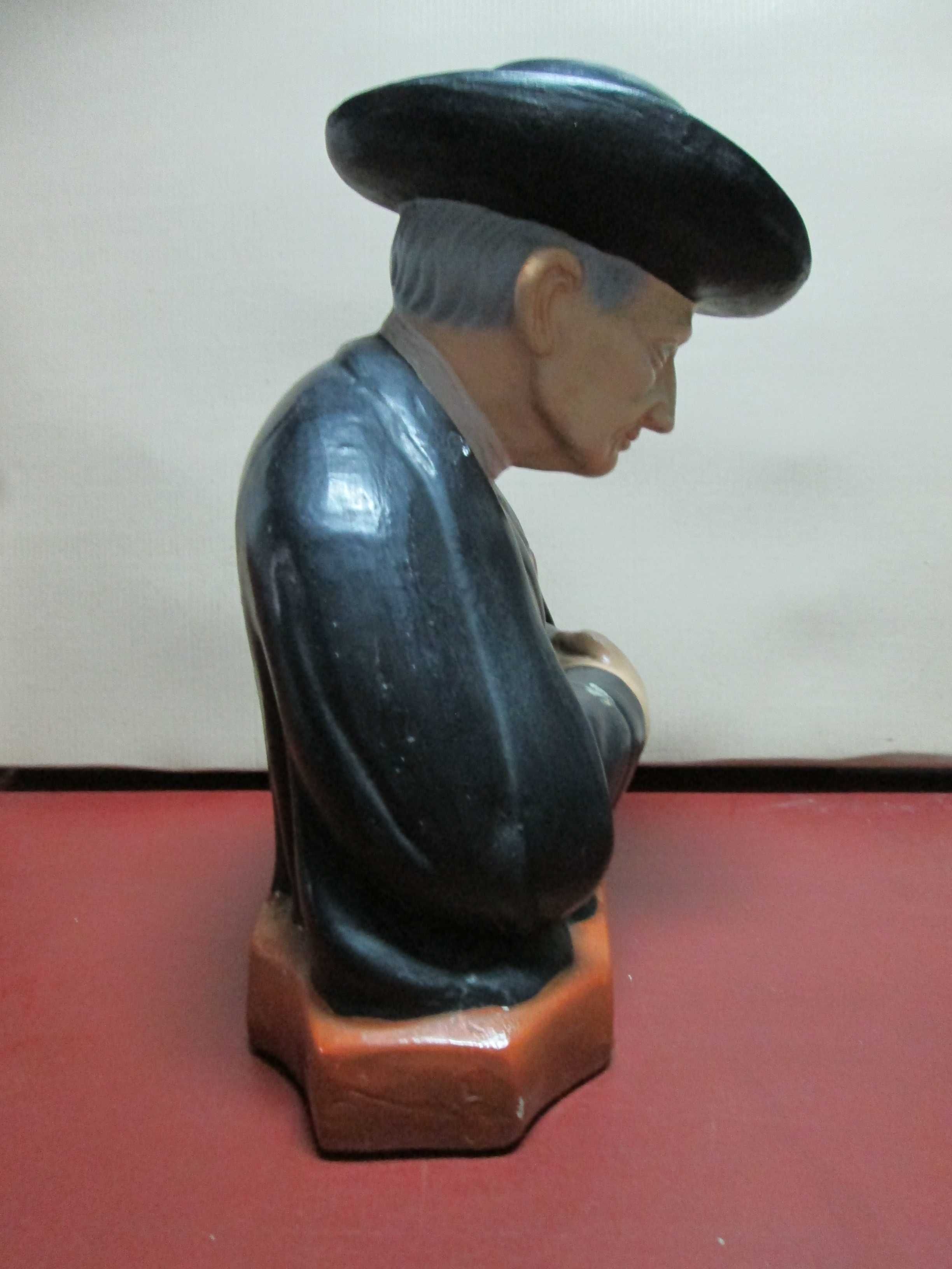 Estatueta Antiga do Padre Cruz