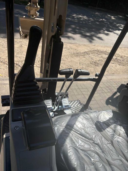 Minikoparka Meyer EX15 – 1,5 t, silnik Yanmar 15,2KM, hydraulika 18MPa