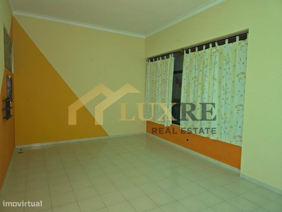 Espaço Comercial - Praia da Rocha - Portimão