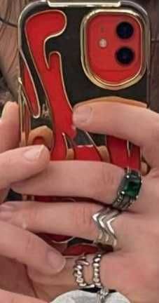 iphone 12 Red 64GB IOS 18