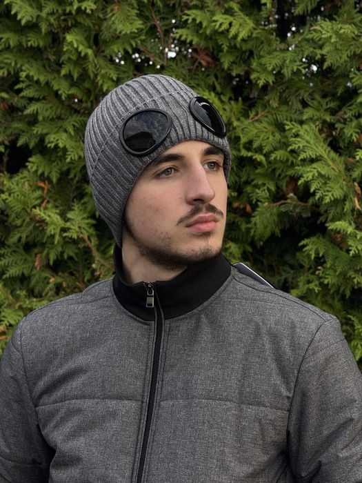 Шапка C.P. Company мужская черная Сп Компани зимняя черная Сипи чорна