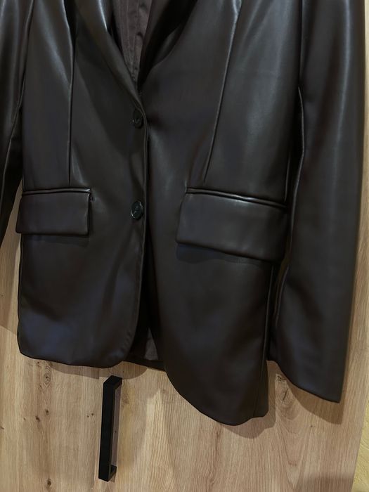 Піджак шкіряний шоколадний від Bershka