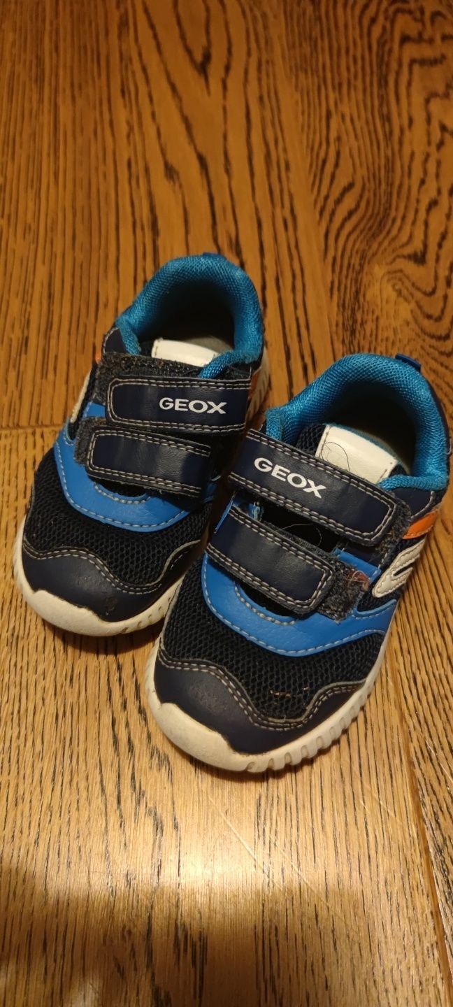 Buty chłopięce Geox r. 23