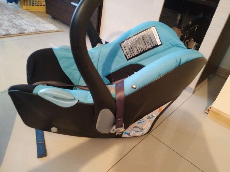 Wózek, nosidełko i spacerówka