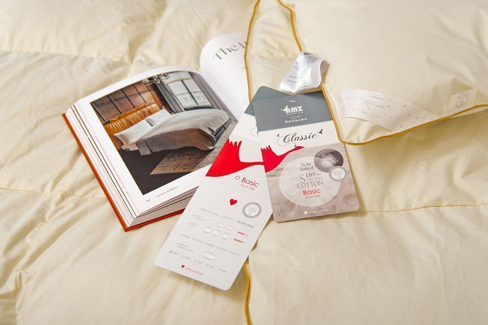 Poduszka AMZ BASIC puch 70% 70x80cm Biały