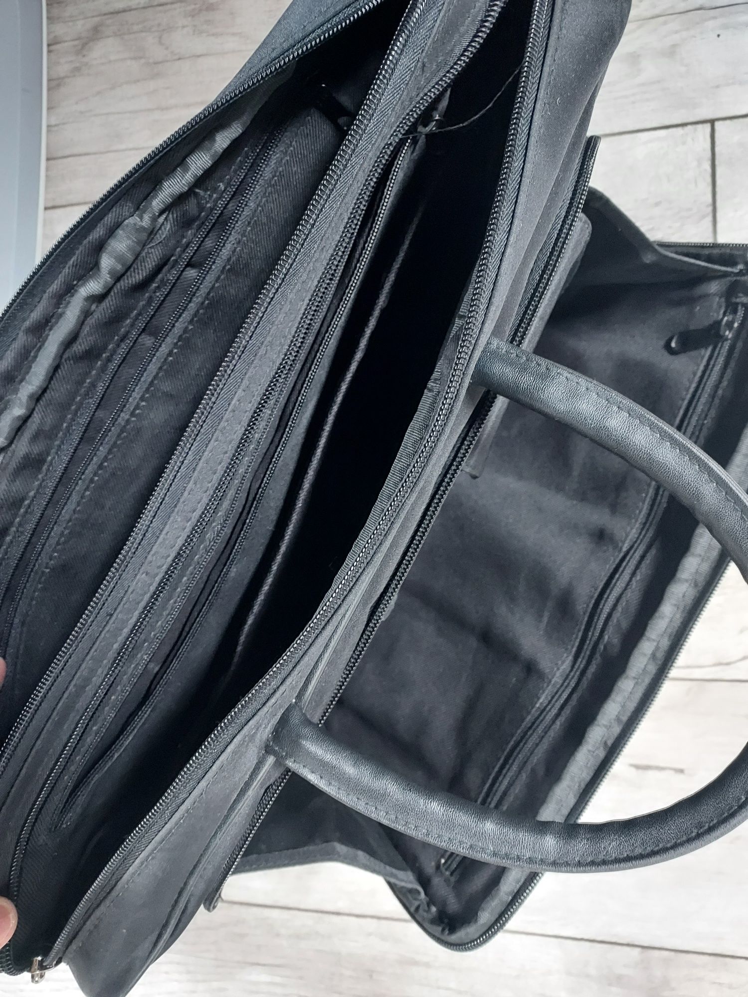 Torba na laptopa/dokumenty bez paska, dużo kieszonek