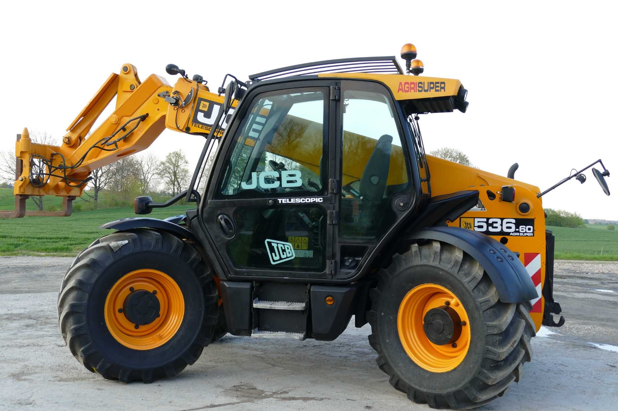 ładowarka teleskopowa jcb 536 60 agri super