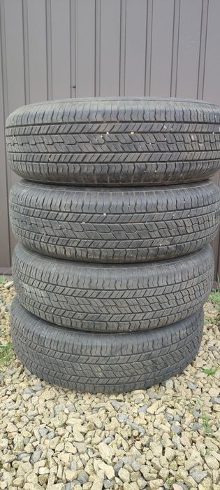 Opony 215/70 R16