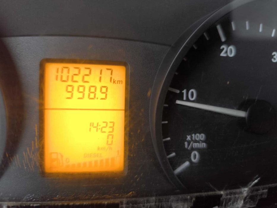 Podnośnik koszowy zwyżka 21 m, montowana na pojeździe Mercedes Benz