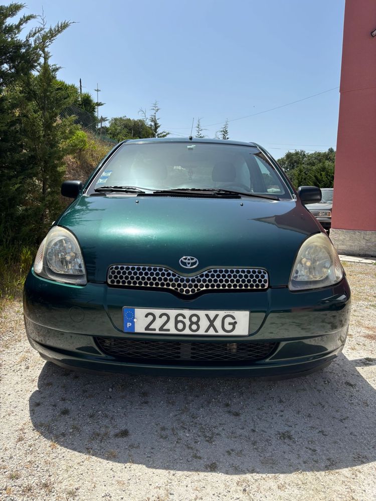 Toyota Yaris 1.4 com AC