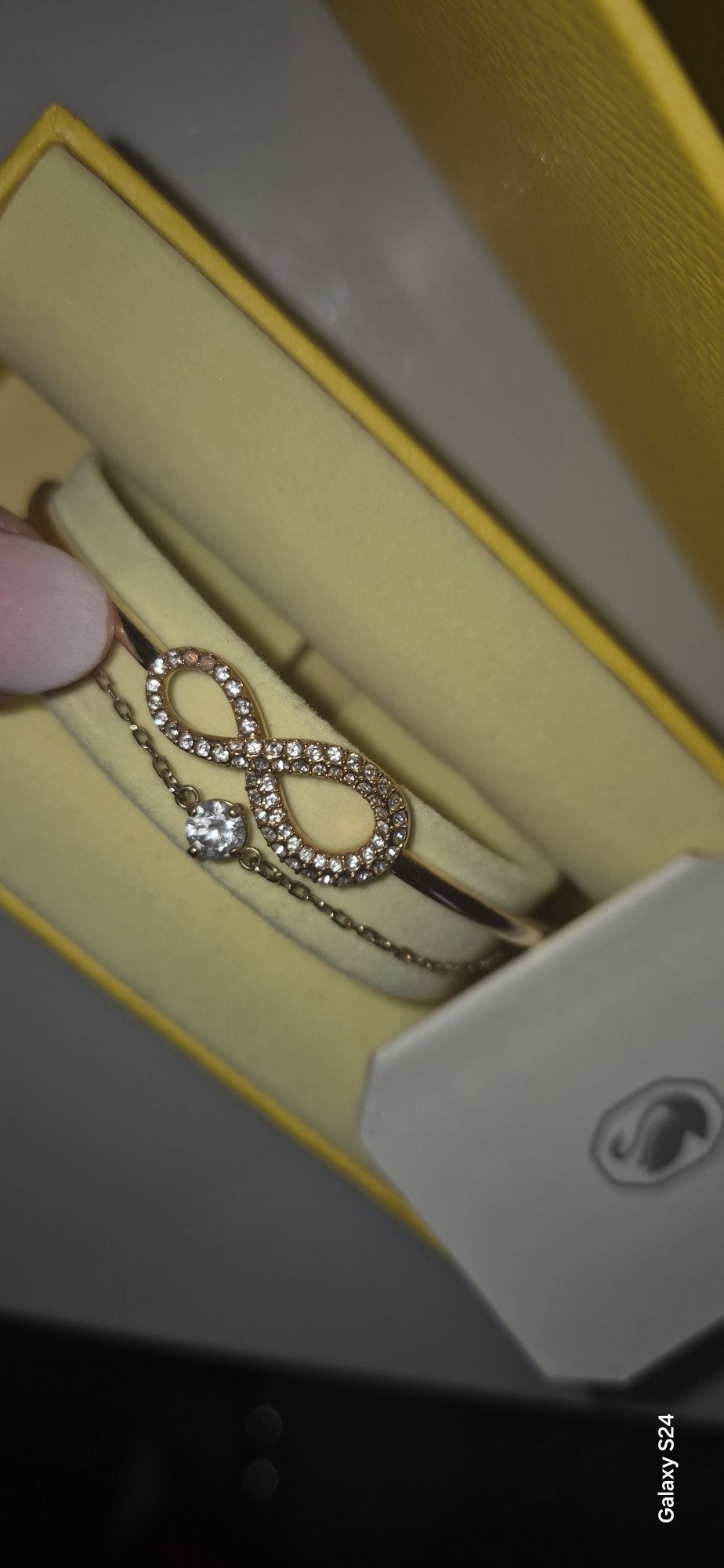 Bransoletka typu bangle Swarovski Infinity, Nieskończoność,  rozmiar M