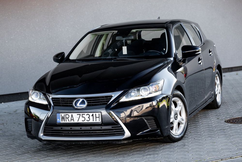 Lexus CT CT200H 1.8 136KM hybryda Zarejestrowany Super Stan