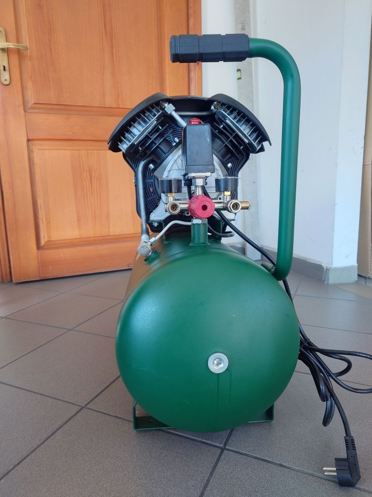 Kompresor 50L 10 Bar olejowy dwutłokowy PARKSIDE Sprężarka 2200W 230V