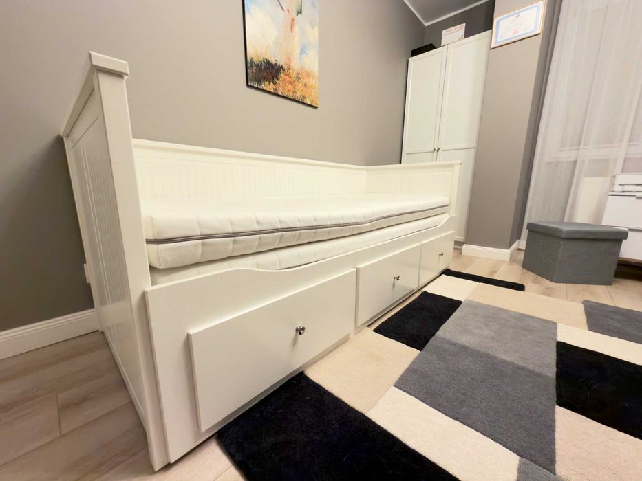 HEMNES IKEA - leżanka z 2 materacami. Black Week -50%