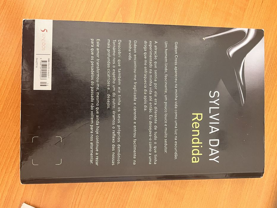 Livro “Rendida” de Sylvia day