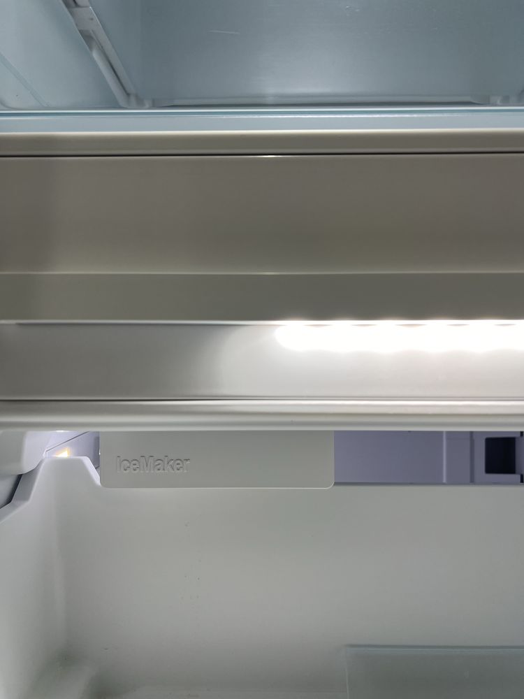 Максимальний холодильник KFN 7795 D. Ідеальний стан. ПАР. Льодогенерат