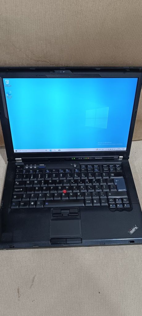 Lenovo ThinkPad R400