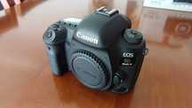 Canon 5D Mark IV + Extras