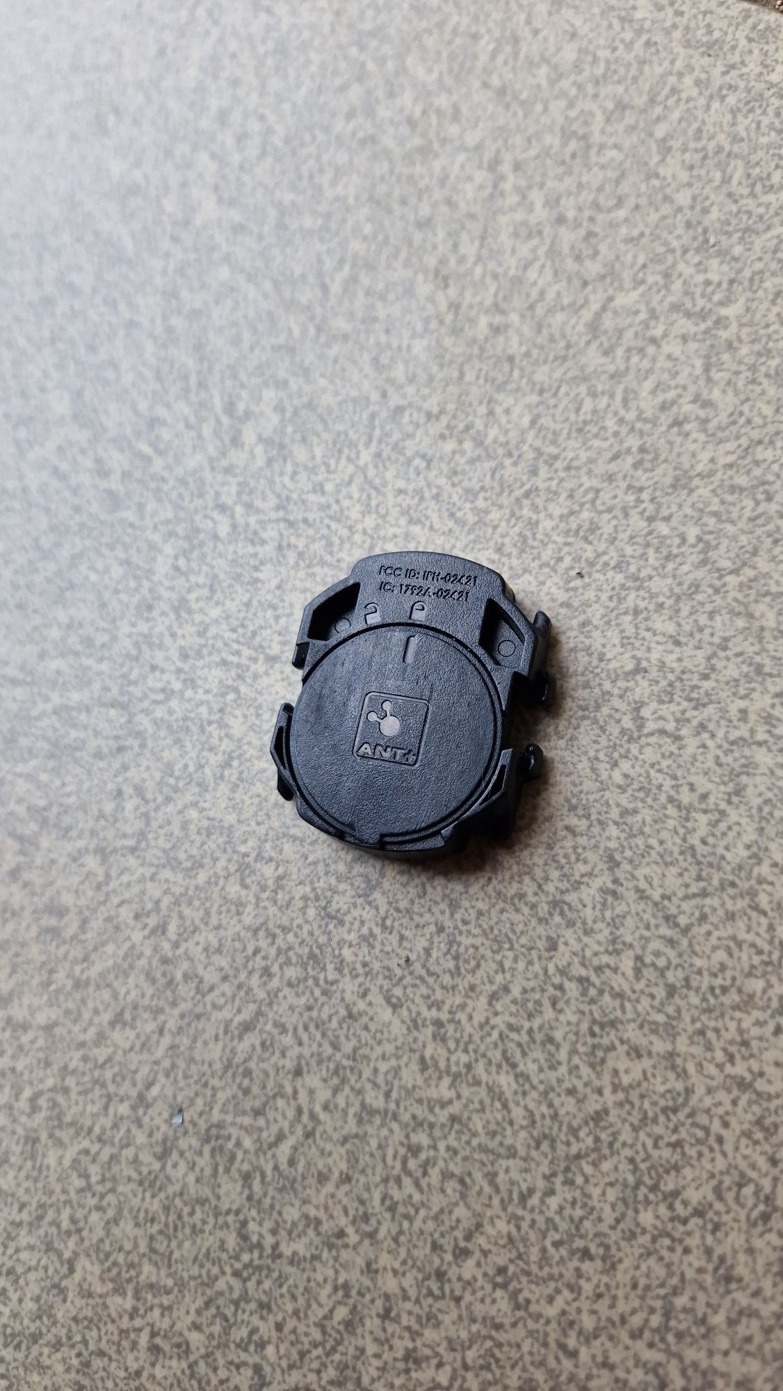 Czujnik kadencji Garmin żyroskopowy bezprzewodowy na korbę