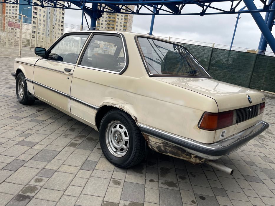 BMW 315 Е21 1983 год
