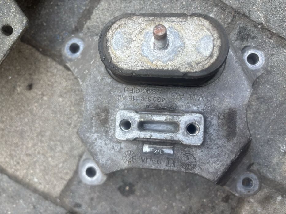 Audi a6 4g0.399.115aj poduszka skrzyni biegow