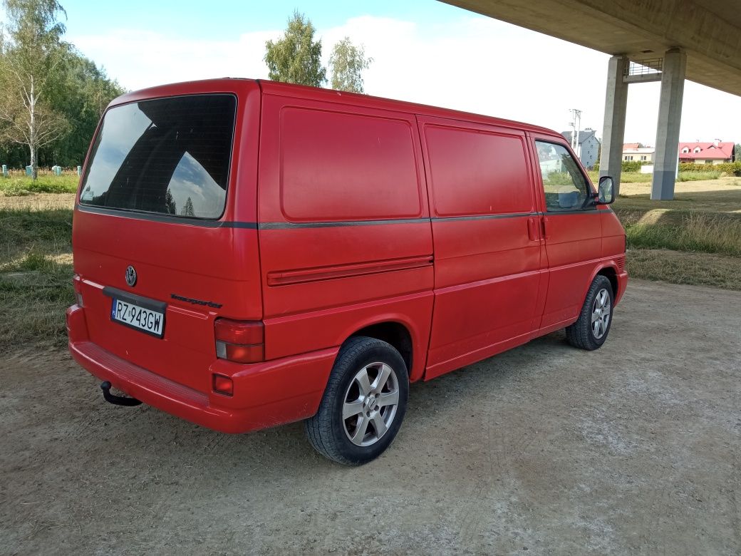 VW T4 2000 rok 2.4 diesel rok w kraju
