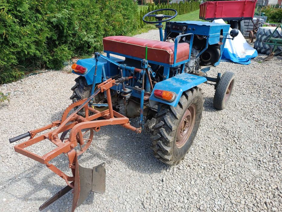 Traktor traktorek ciągnik sam diesel es