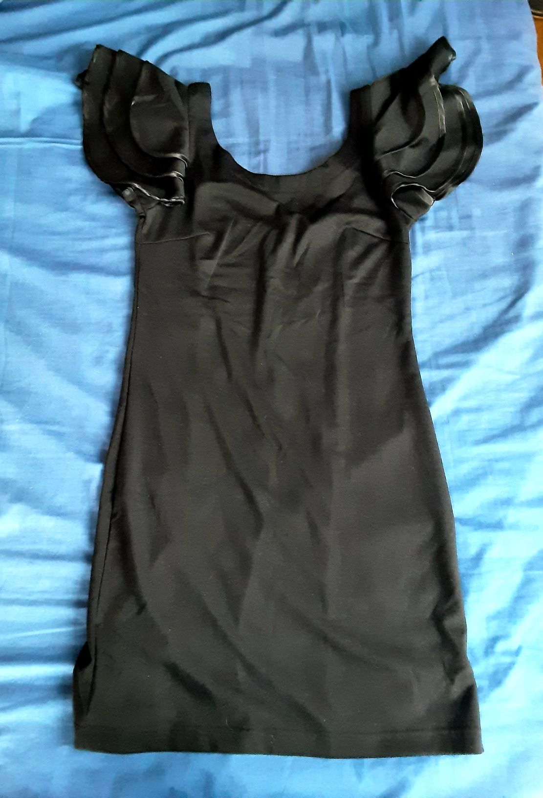 Sukienka mała czarna rękawki w stylu hiszpańskim