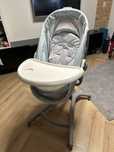 Chicco Baby Hug + materac FikiMiki + tacka do karmienia