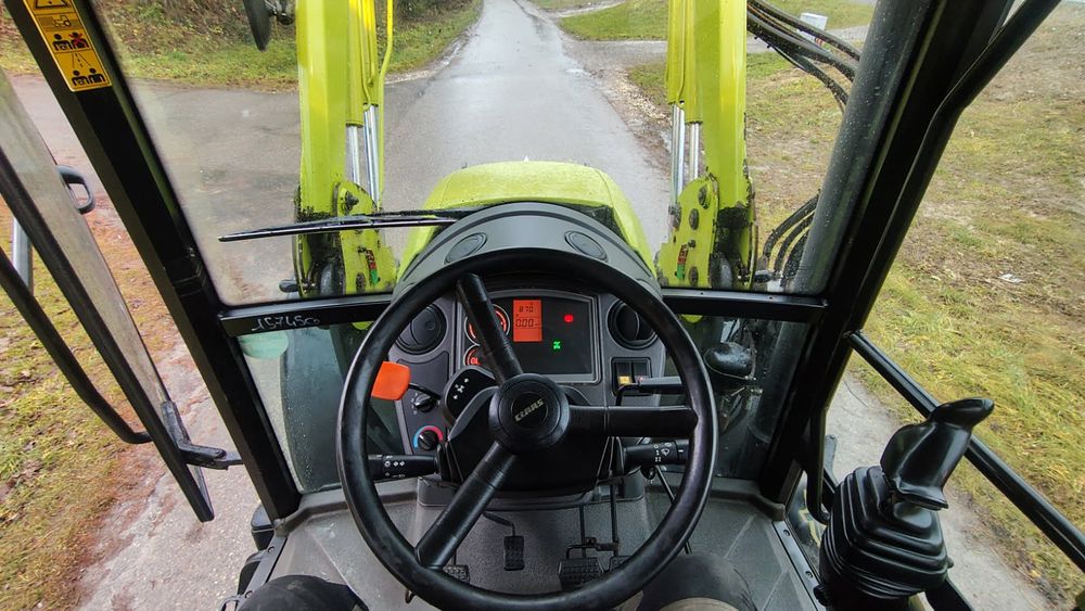 Renault Claas AXSOS 330 z Ładowaczem