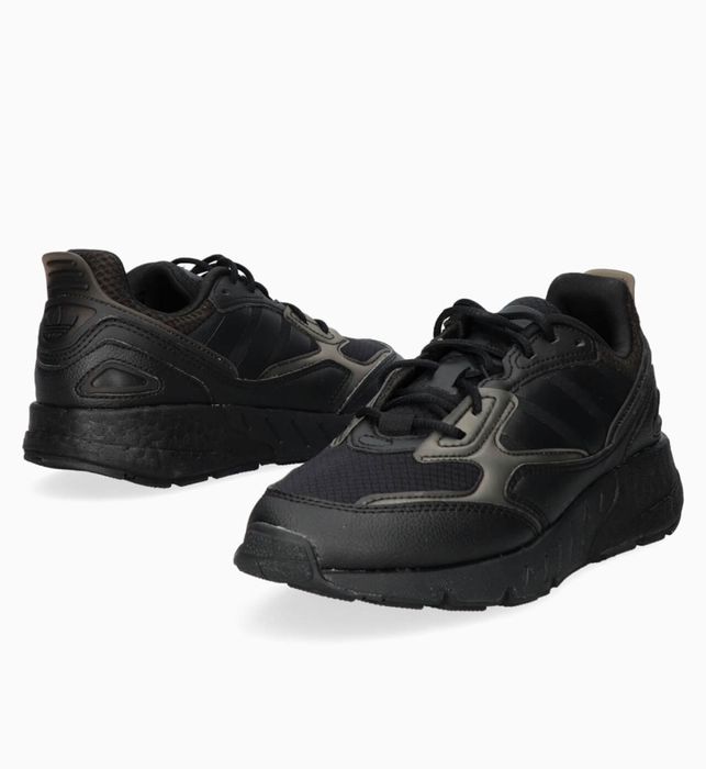 Кросівки adidas розмір 36,5