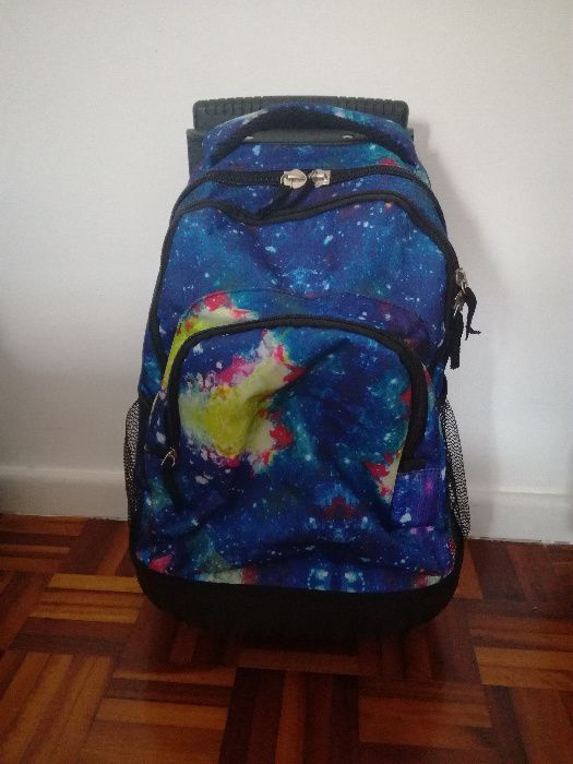 Mochilas com trolley Novas