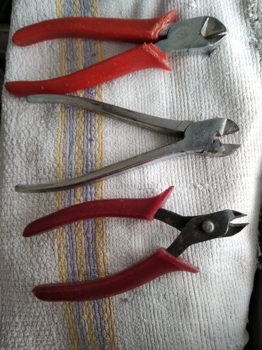 Кусачки разные электрические