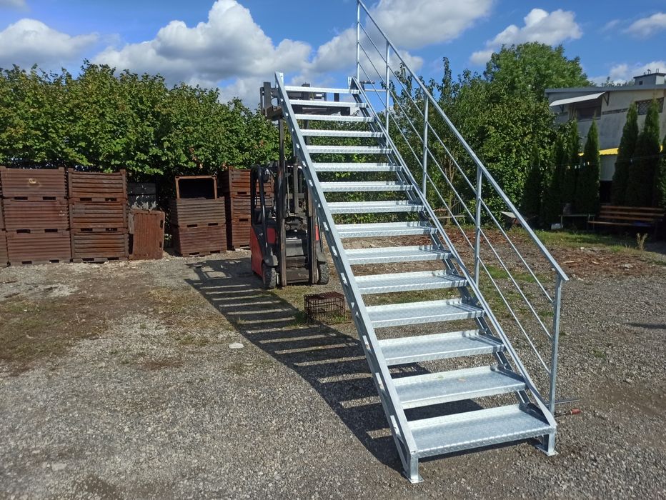 Schody metalowe ocynkowane