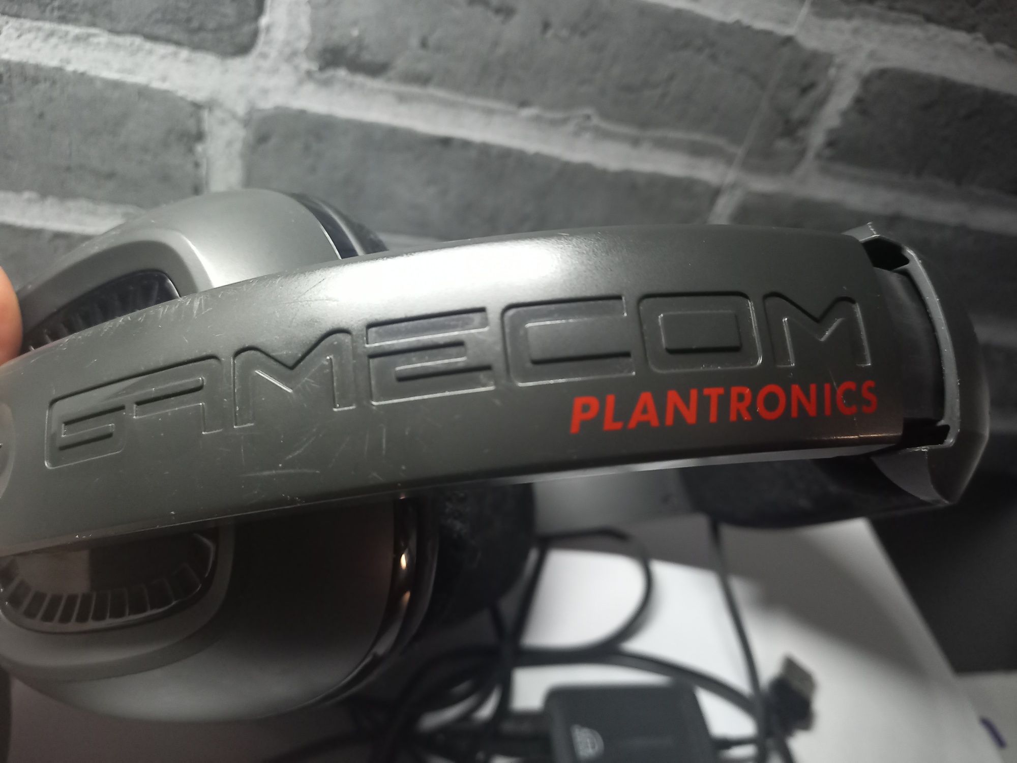 HIT! Słuchawki z mikrofonem Gamecom