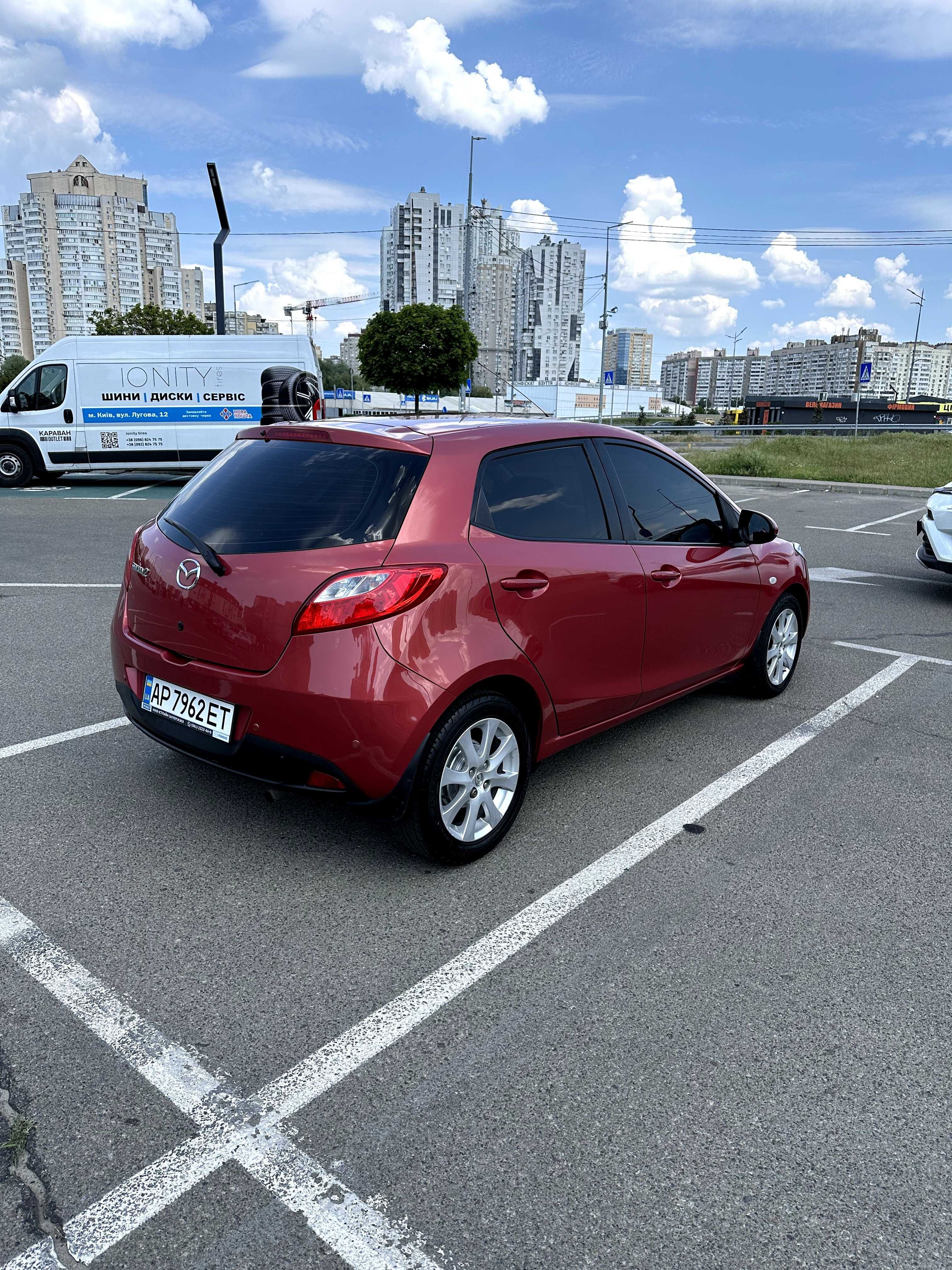 Mazda 2 АВТОМАТ Газ/ бенз