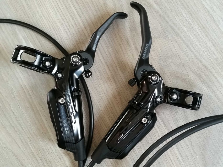 SRAM Code RSC hamulec tarczowy jak nowy p+t nowe klocki+płyn Avid