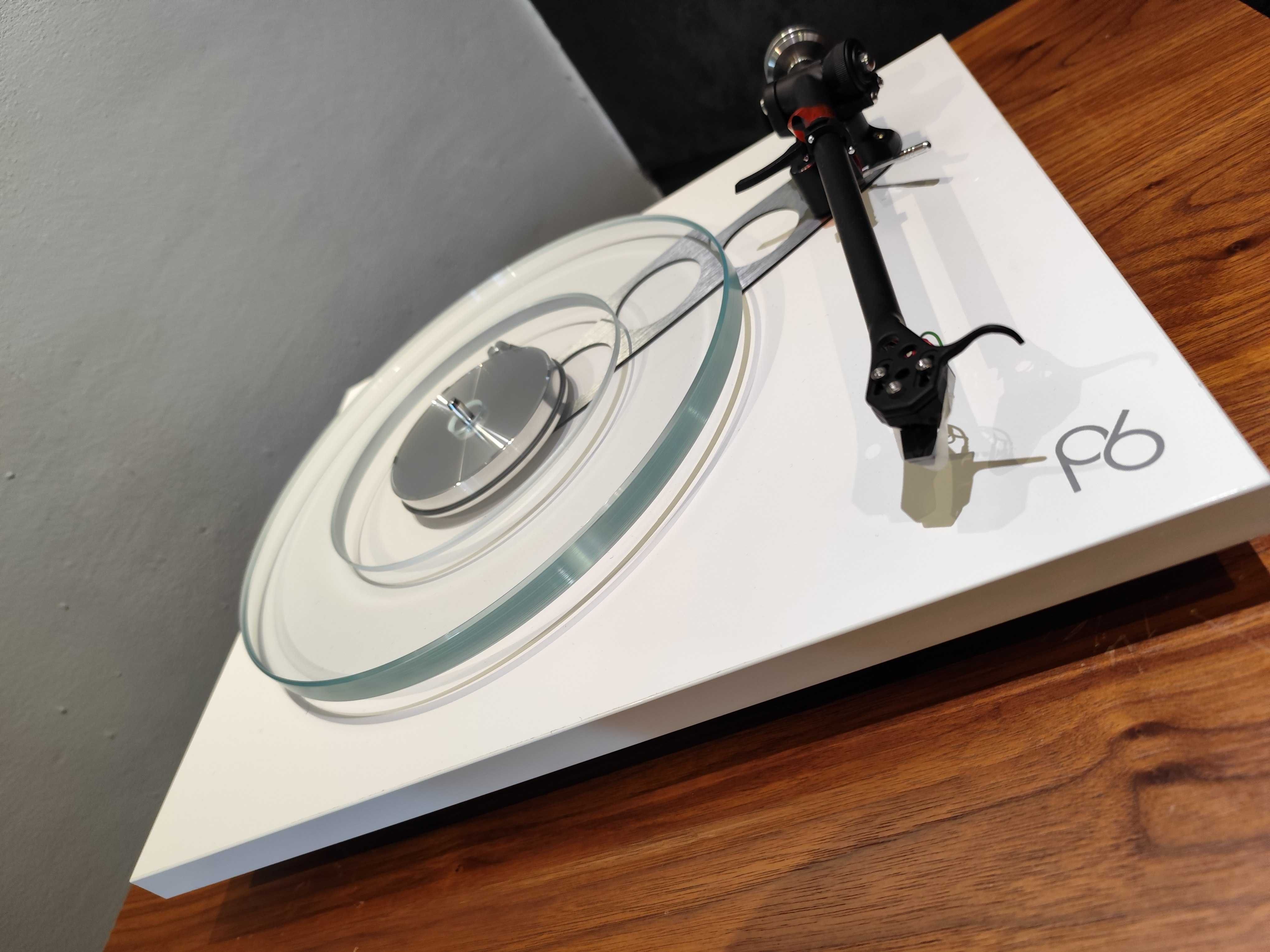Rega Planar 6 Neo mk2 (Nd7) biały OUTLET