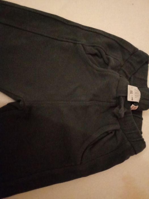 Calças de criança frescas para meia-estação