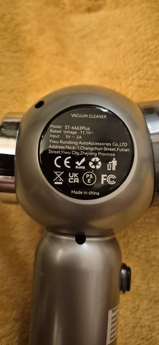 Odkurzacz samochodowy