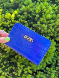 GUESS damski lakierowany portfel niebieski 24h