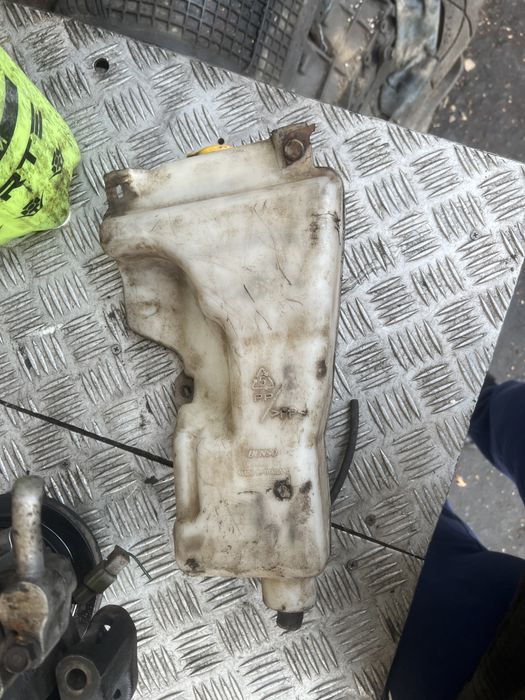 Бачок омывателя форд рейнджер ford ranger 03год