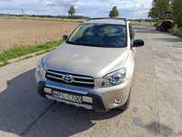 Toyota RAV4 Toyota RAV4 2.4 Benzyna LPG 4x4