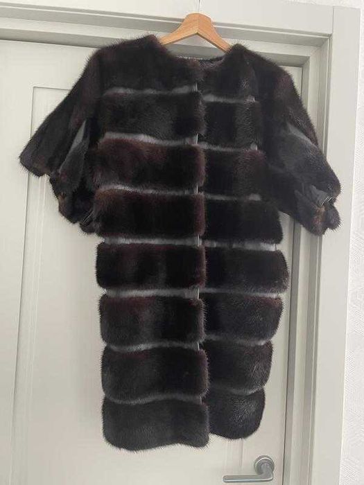 Норковая шуба с кожаными вставками размер s