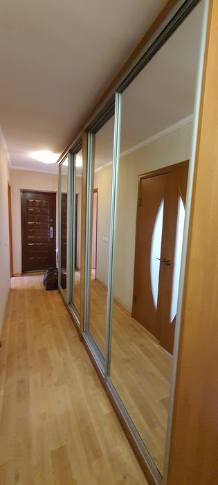 Продається 3-кімн квартира, з меблями та технікою