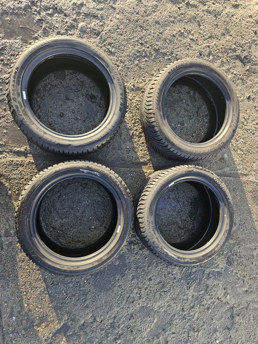Opony Goodyear 215/45 R16 zima