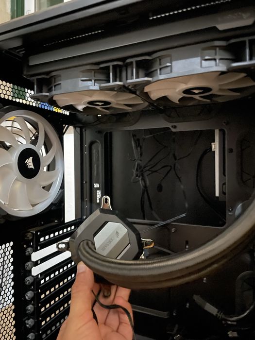 Caixa Corsair Air540 + Watercooler corsair + 3 Ventoinhas Corsair