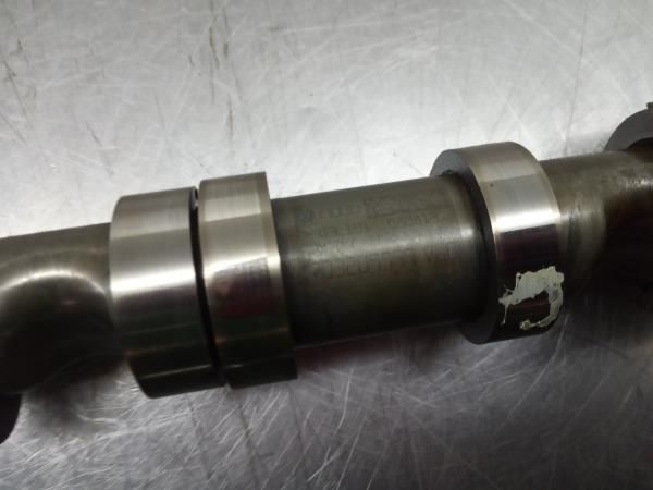 Árvore de cames / veio de excêntricos VOLKSWAGEN Passat Variant (3C5)