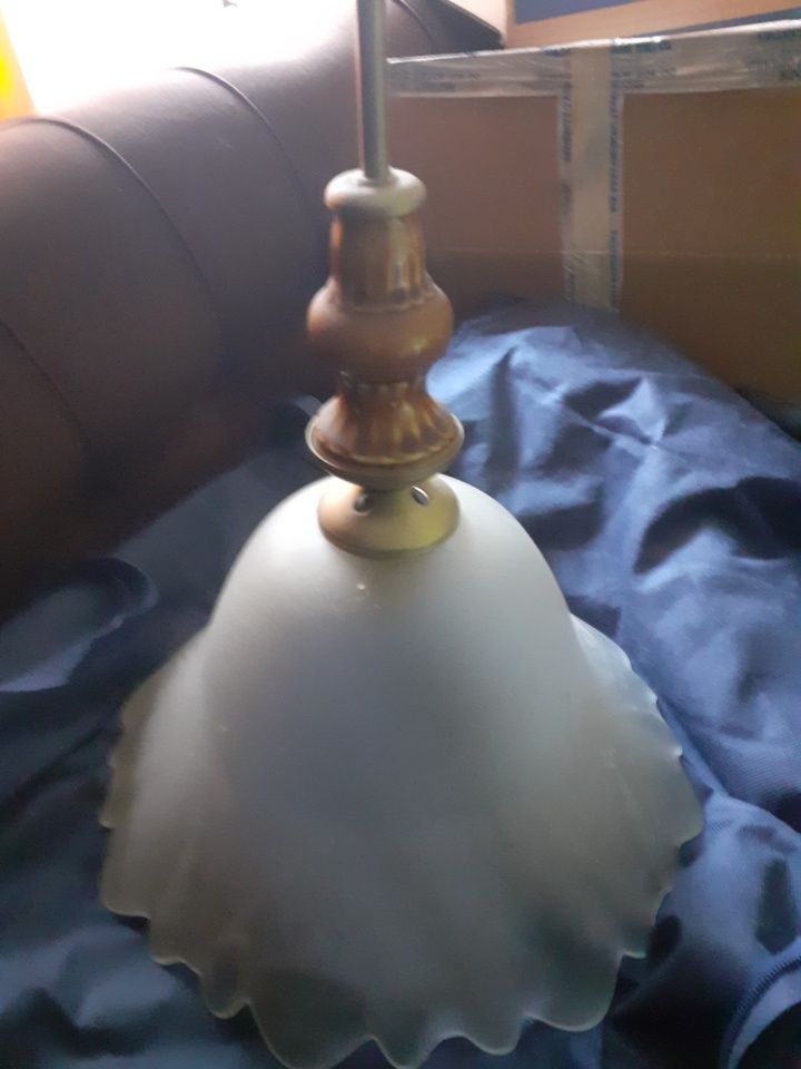 Lampa wisząca z czasów prl u